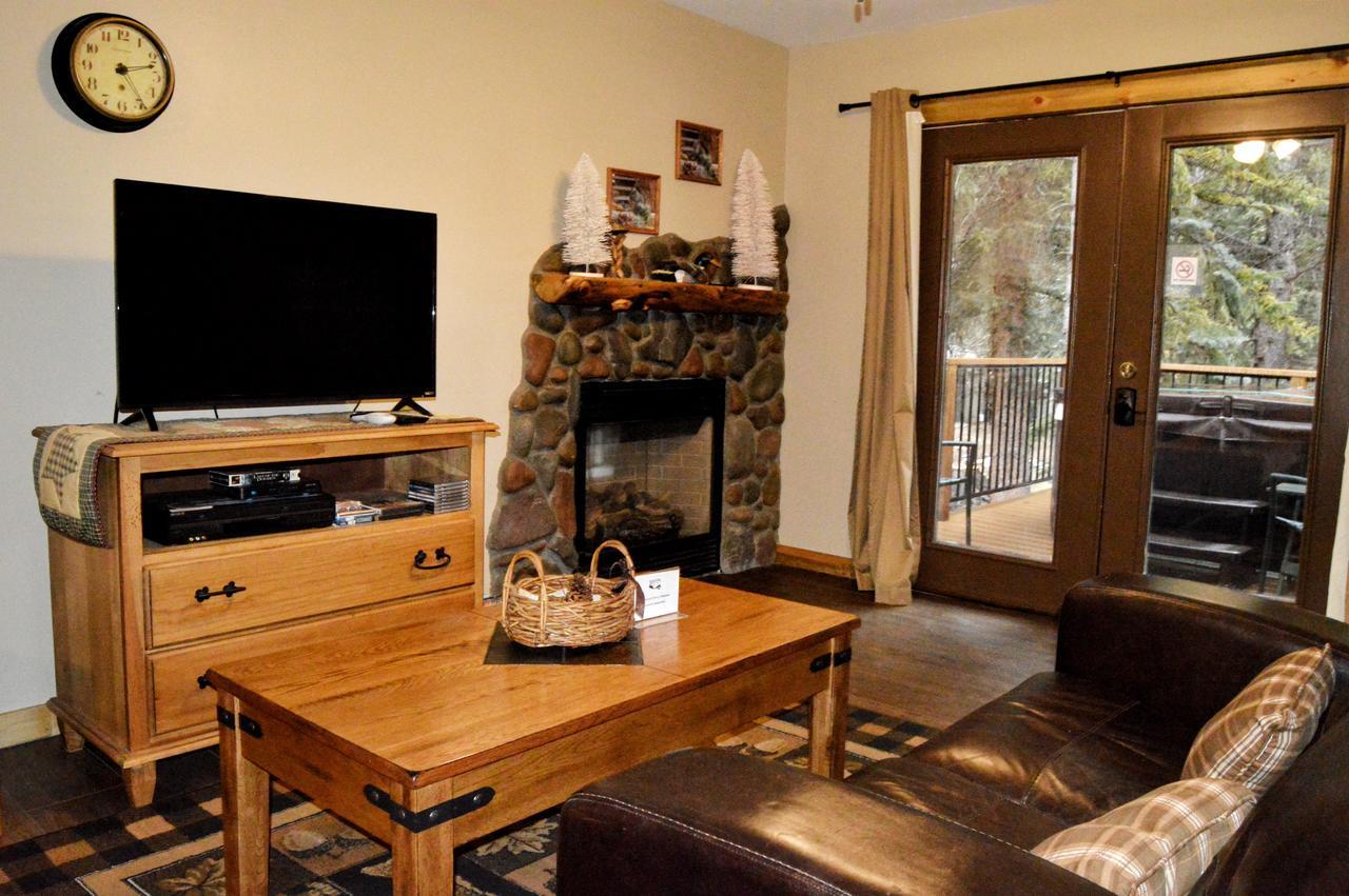 The Inn On Fall River & Fall River Cabins Estes Park Extérieur photo